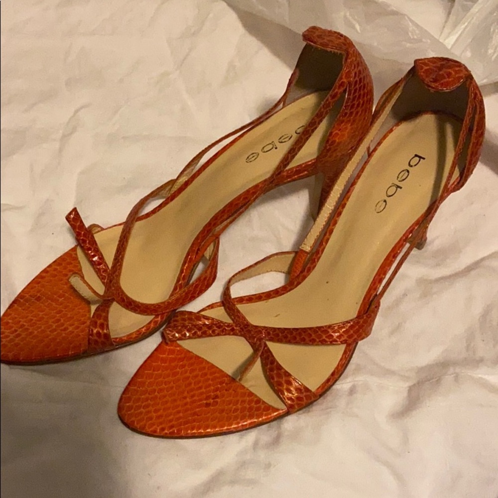 Shoes - Picture 4 of 4